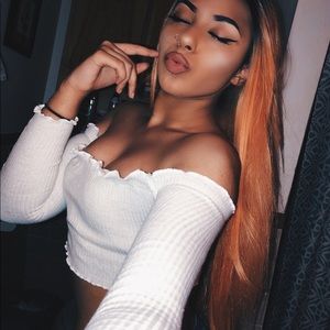 Ruffled Long Sleeve Crop Top